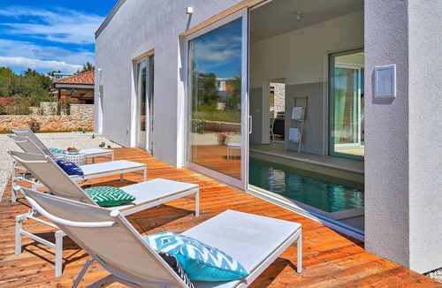 Muline House | Amazing home in Ugljan