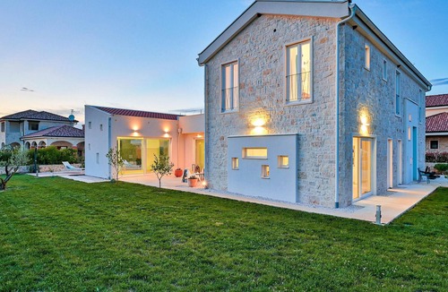 Muline House | Amazing home in Ugljan