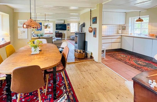 Vedersø House | Amazing home in Ulfborg with kitchen