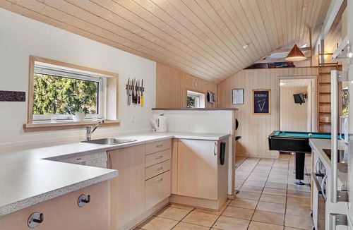 Marielyst House | Amazing home in Væggerløse with WiFi