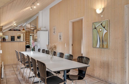 Marielyst House | Amazing home in Væggerløse with WiFi