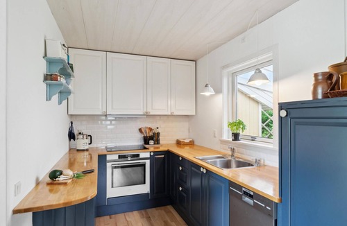 Holloselund House | Amazing home in Vejby with kitchen