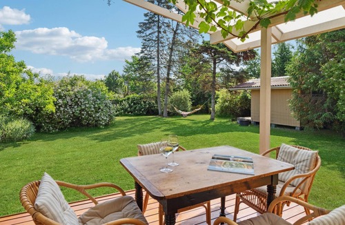 Holloselund House | Amazing home in Vejby with kitchen