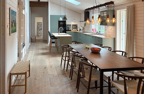 Holloselund House | Amazing home in Vejby with WiFi