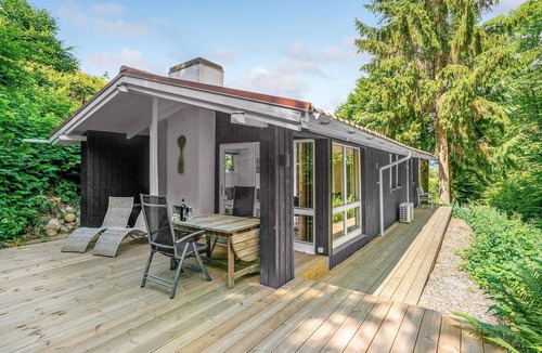 Ravnsbaek House | Amazing home in Vejle with WiFi