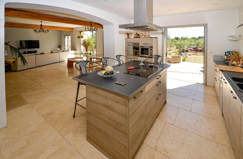 Venelles House | Amazing home in Venelles