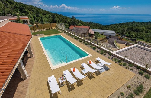 Veprinac House | Amazing home in Veprinac with sauna