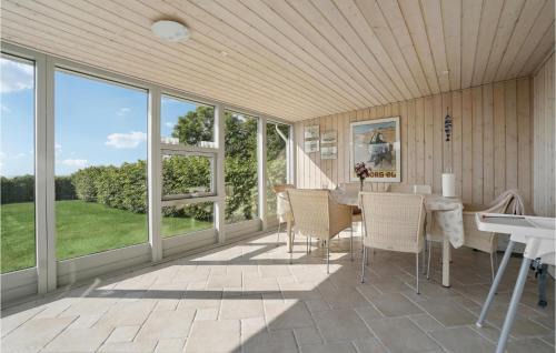 Amtoft House | Amazing Home In Vesløs