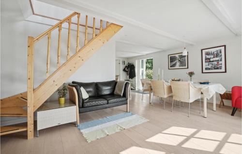 Amtoft House | Amazing Home In Vesløs
