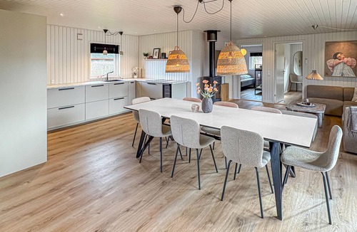 Vinderup House | Amazing home in Vinderup with WiFi