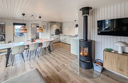 Vinderup House | Amazing home in Vinderup with WiFi