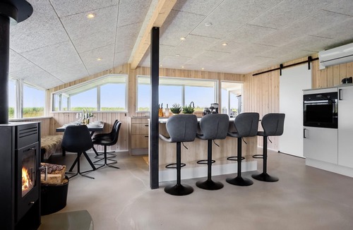 Vinderup House | Amazing home in Vinderup with WiFi