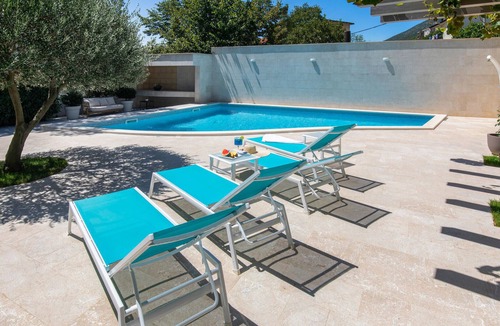 Vrgorac House | Amazing home in Vrgorac