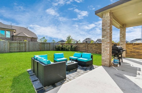 Fall Creek House | ⭐️Amazing Home⭐️ Patio 😍13 min ✈️ 20 min to Downtown