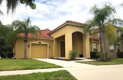 Lake Berkley House | Amazing House close to Disney. Enjoy Private Pool!