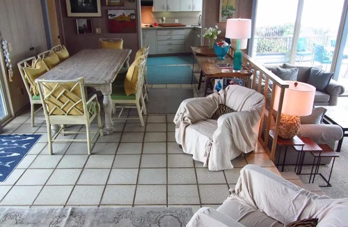 Watsonville House | Amazing House On The Beach!