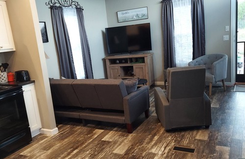 Edgewood House | Amazing house with AC in charming Edgewood
