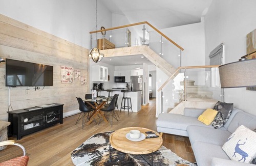 Mont-Tremblant Condo | Amazing Lake/Mountain View 5min to Tremblant(439)