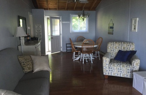 Brighton Cottage | Amazing Lake Ontario Cottage - Close to the County!