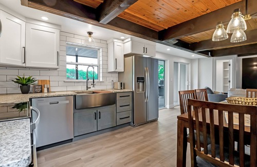 Osage Beach House | Amazing Lakefront Paradise With Perfect Location
