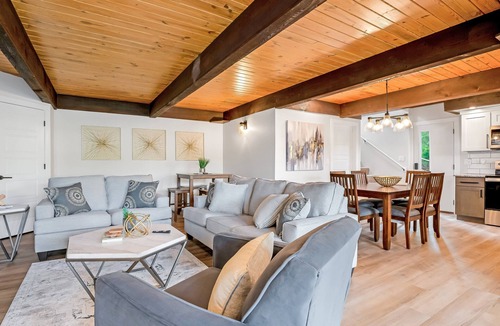Osage Beach House | Amazing Lakefront Paradise With Perfect Location