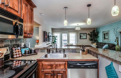 Plaza Westport House | Amazing Locale 2KingBR 1BTH
