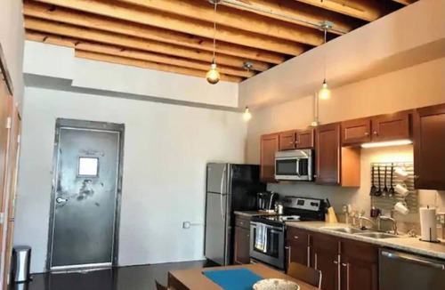 Springfield House | Amazing Loft in Historic Springfield