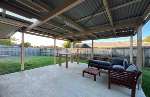 Rothwell House | Amazing luxury 4 bedrooms 2 Bath