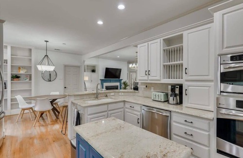 Richardson House | Amazing Luxury 5 Bedrooms Home with Private Pool