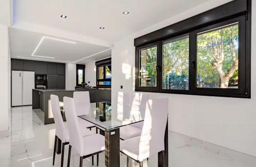 Fuente el Saz de Jarama Villa | Amazing Luxury Villa