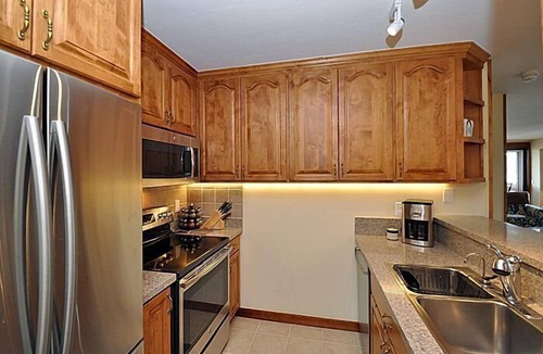 Dillon Condo | Amazing Mountain & Lakefront Views- Special! 1 FREE nite w/7 nite booking
