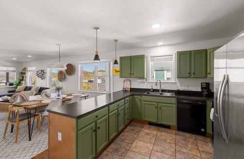 Lake Placid Apartment | Amazing Mountain Views