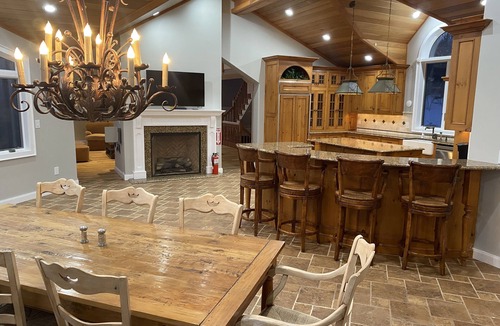 Windham House | Amazing Mountain View’s from every room! Hot Tub/3 Fire pits & Game Rm