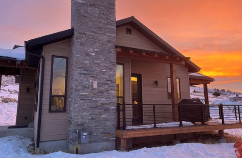 Eden Cottage | Amazing new 2-bedroom w/loft modern cabin in Eden, in Wolf Creek, at Powder Mtn