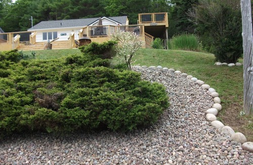 Mill Cove House | Amazing Ocean-view just steps to Fox Point Beach!