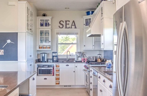 Ocean Park House | Amazing Ocean Views, Pets Ok, Beachfront, Xbox, 75" Theater (Weath)