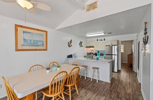Surfside Beach Cottage | Amazing Oceanfront 2BR Home, Cozy, Peaceful & Kid/Pet Friendly