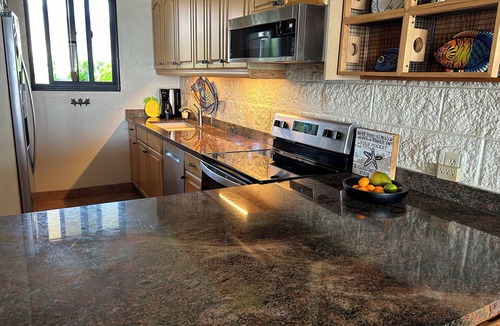 Maalaea Condo | Amazing Oceanfront Condo, Tropical Luxury, Great Value, 2 BR, 2 Bath