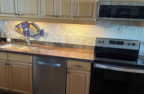 Maalaea Condo | Amazing Oceanfront Condo, Tropical Luxury, Great Value, 2 BR, 2 Bath