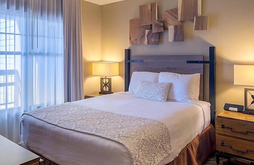 Big Cedars Resort | Amazing Paradise Point Resort in Hollister!