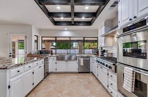 Mesa House | Amazing- Pool Home- Fire Pit & Ping Pong Table