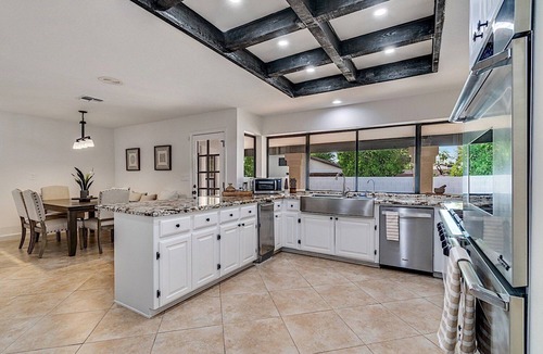Mesa House | Amazing- Pool Home- Fire Pit & Ping Pong Table