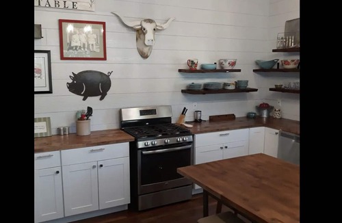 Austin Other | AMAZING PRIVATE GUEST HOME CLOSE TO EVERYTHING