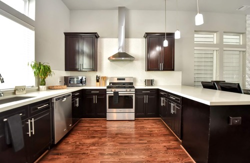 East Downtown Houston House | 🌟Amazing Rooftop🌟Downtown Skyline Views🌃Sleeps 15🛏️