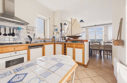 Le Croisic House | Amazing sea view, family home for 10