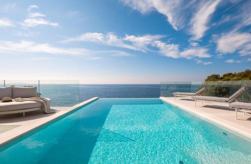 Primosten Burnji Villa | Amazing Seafront Croatian Villa 5 Bedrooms Villa Primosten Pearl