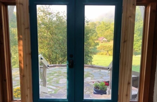 Newport House | Amazing Serene Mountain Retreat: VATech, VCOM, Blacksburg, Blue Ridge