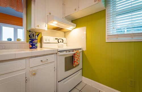 Emerald Isle Cottage | Amazing Sound Front Cottage with Private Pier and In-Ground Pool!