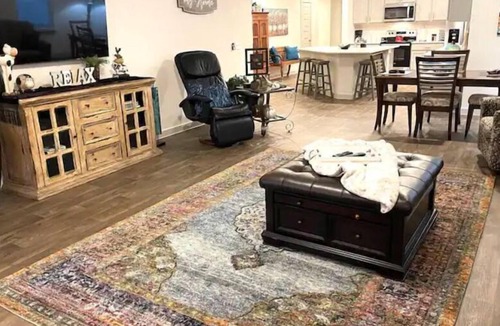 Hutto House | Amazing Spacious New Home! Convenient to Loop 130, shopping, restaurants, & HEB