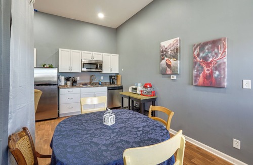 Richland Apartment | Amazing Stargazing! Ozarks Retreat on Working Farm